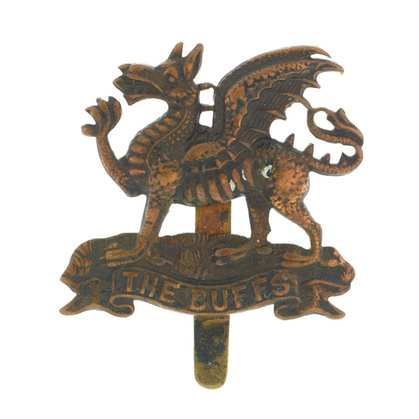 Cap badge belonging to Corporal William Cotter VC, 6th (S) Battalion, The Buffs (East Kent Regiment), c1916