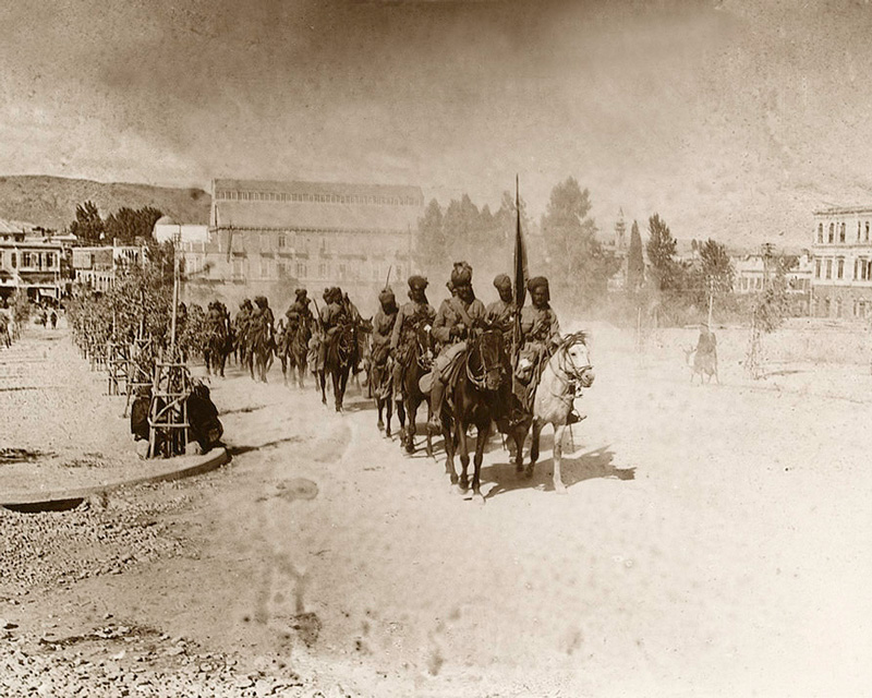 Indian cavalry march through Damascus, 1918