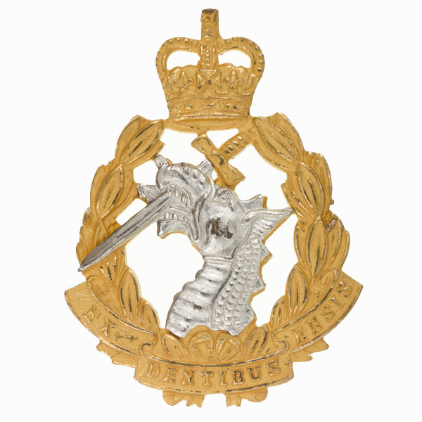 Officers’ cap badge, Royal Army Dental Corps, 1965