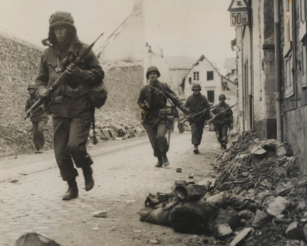 Troops from the US 3rd Army advance into Koblenz, March 1945