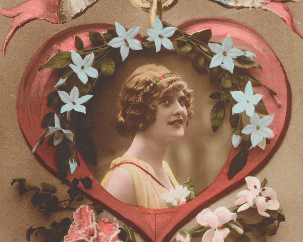 One of Private Holly Chrismas’s many romantic postcards sent to Ada in 1916