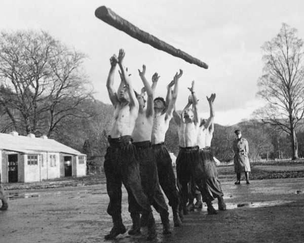 Log training at the Commando Basic Training Centre, Achnacarry, c1943