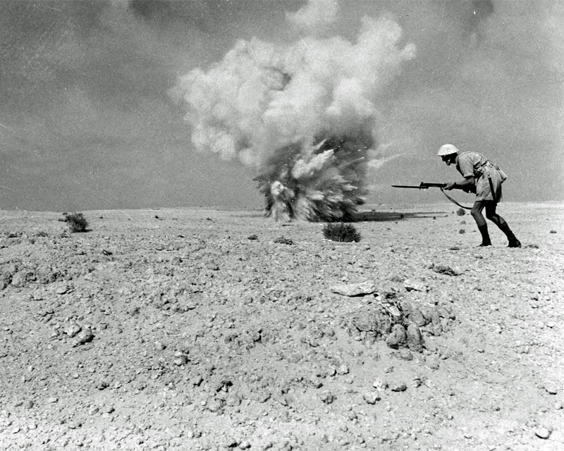 British infantry advancing at El Alamein, 1942