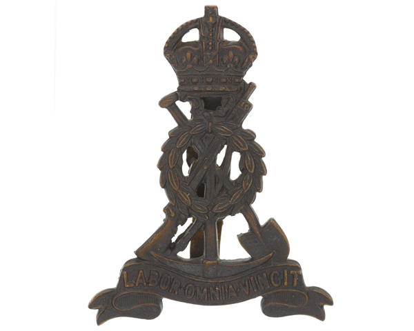 Cap badge, The Pioneer Corps, c1943 