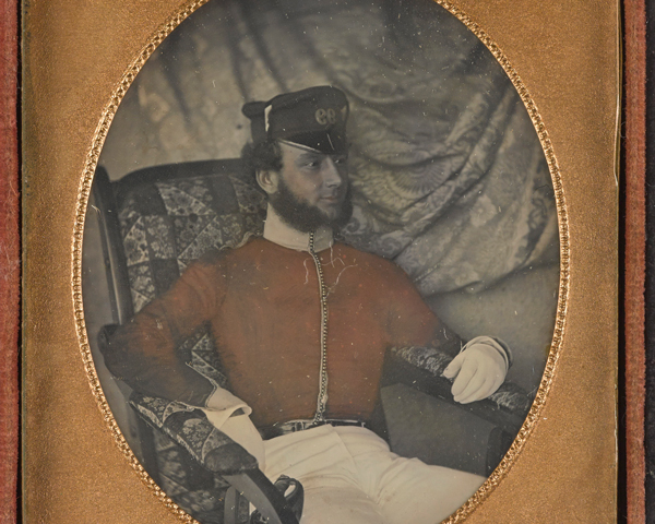 Daguerreotype of an officer of the 99th (Lanarkshire) Regiment, c1850