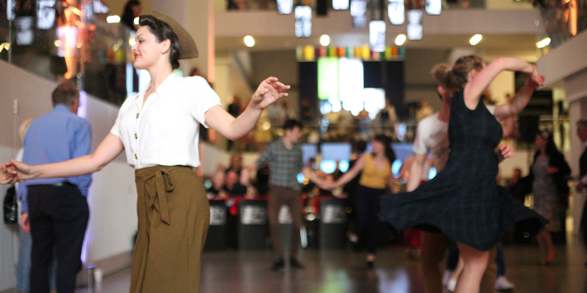 1940s-themed dance night at the National Army Museum