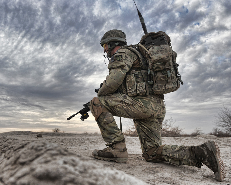 A soldier from 2nd Battalion The Parachute Regiment at Char Coucha, Afghanistan, 2011 
