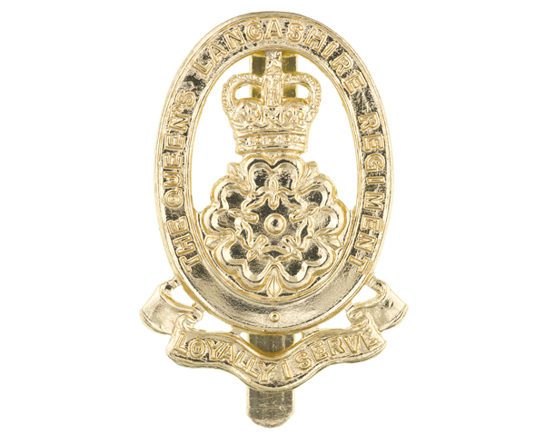 Cap badge, The Queen's Lancashire Regiment, c1980