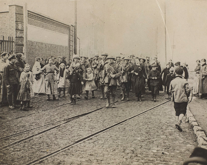 The Liverpool Regiment entering Lille, 1918