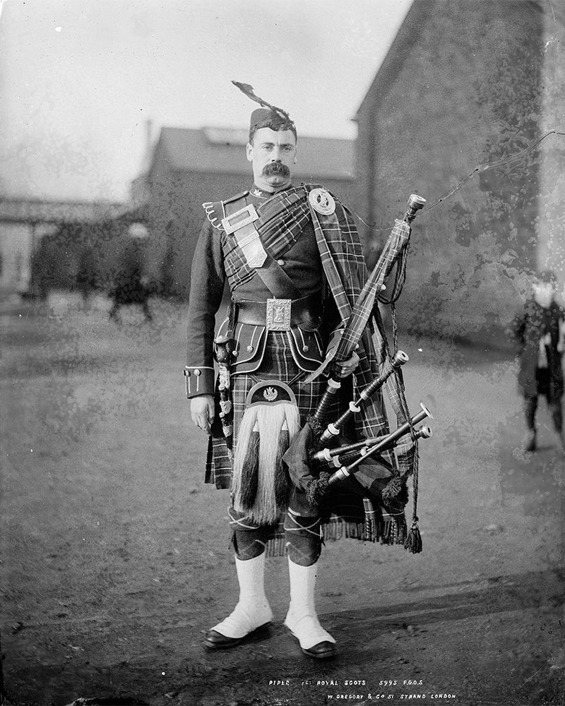 Piper of The Royal Scots (Lothian Regiment), c1900