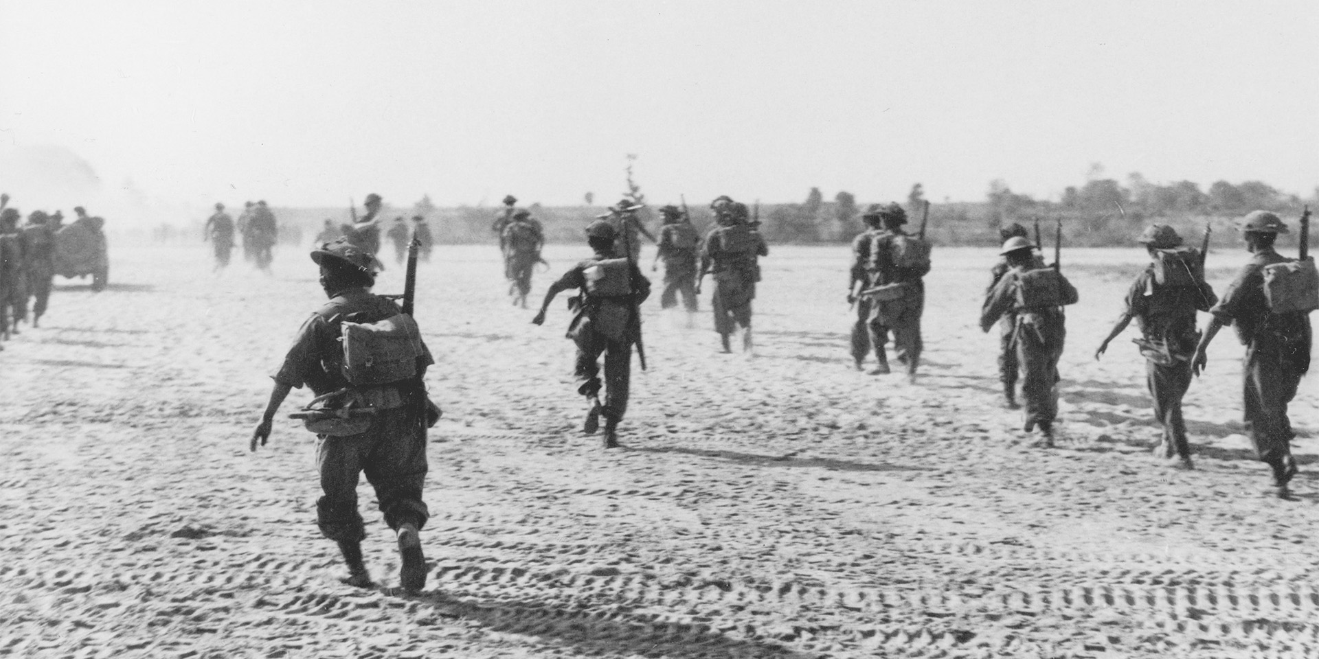 British troops advancing during the fighting at Meiktila, Burma, February 1945