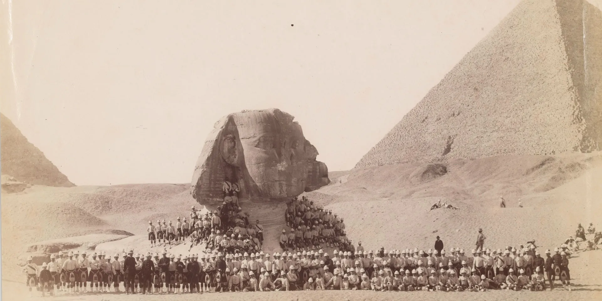 42nd Highlanders in front of the Sphinx at Giza, 1882