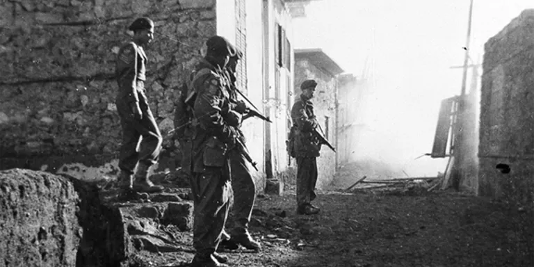 Soldiers patrolling in Ismailia, Egypt, December 1951
