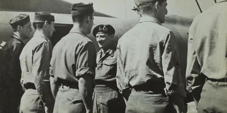 Montgomery with his American bomber crew in 1943