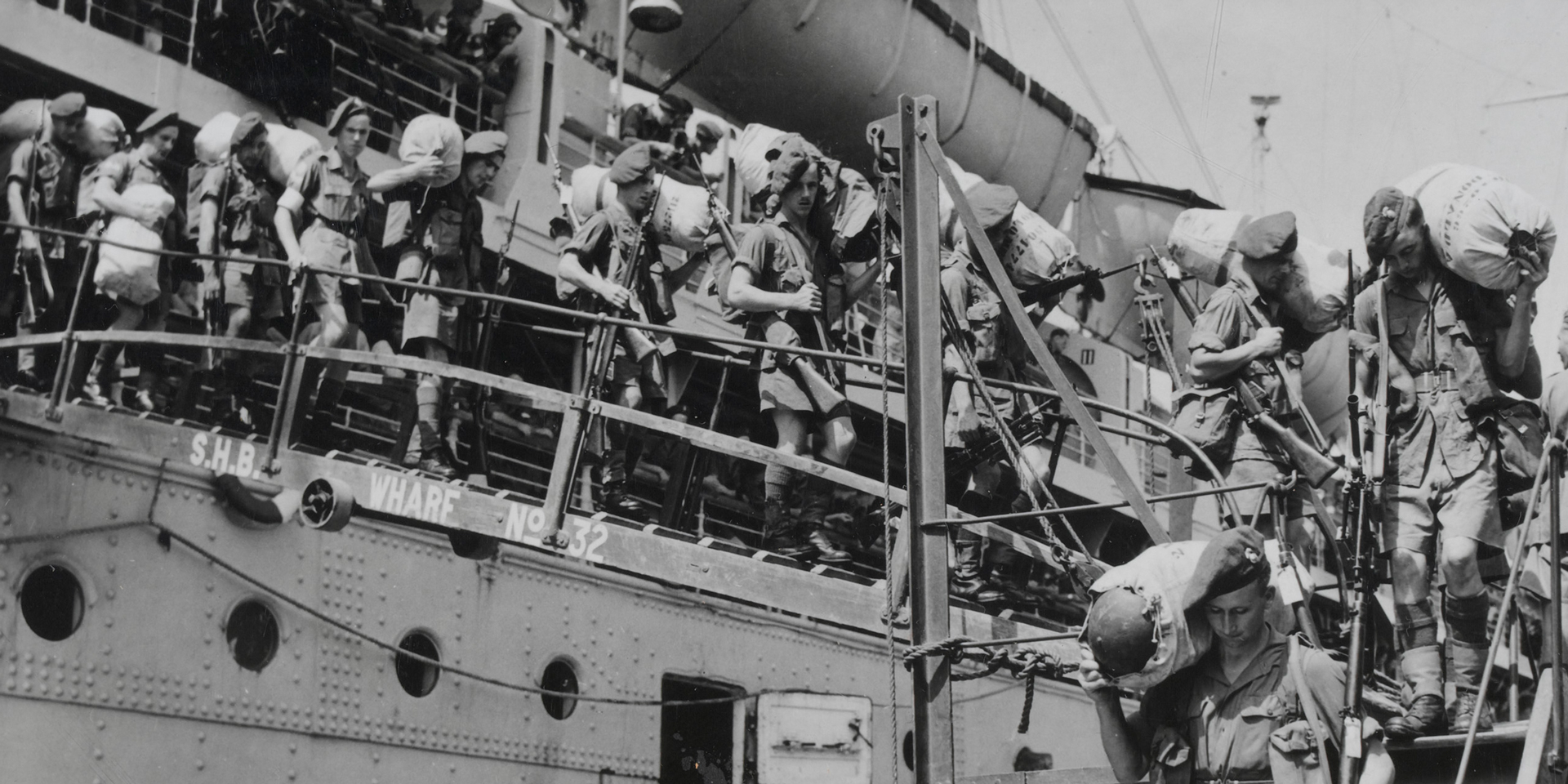 The Royal Inniskilling Fusiliers disembark at Singapore at the start of the Malayan insurgency, 1948
