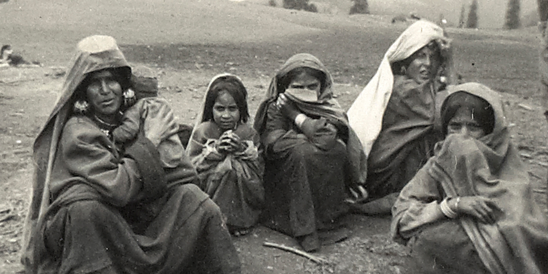 Kashmiri women and children, c1947