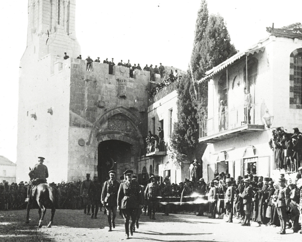 General Sir Edmund Allenby receiving the notables of Jerusalem, 11 December 1917