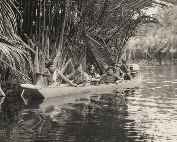 1st Green Jackets patrolling the river near Bekenu in Brunei, December 1962