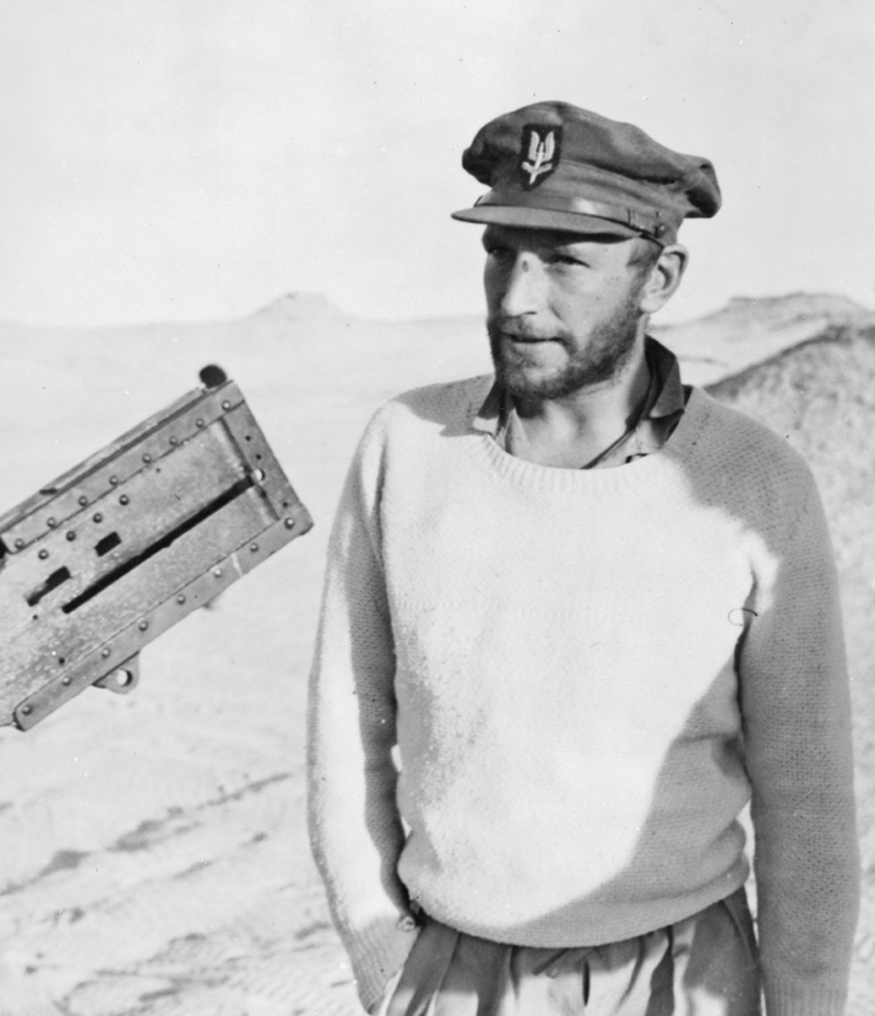 Lieutenant Colonel Robert 'Paddy' Mayne near Kabrit, Egypt, 1942