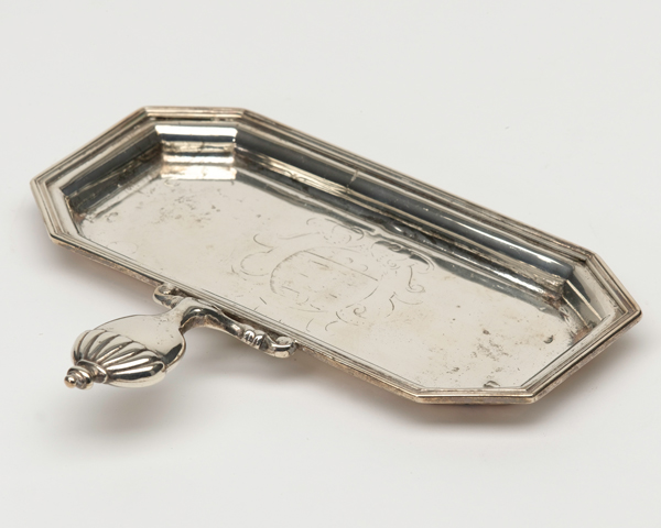 Candle snuffer tray, Board of Ordnance, c1696