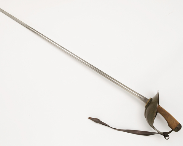 Pattern 1908 cavalry sword, 1915