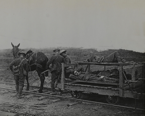 Horse drawn medical rail truck, 1916 