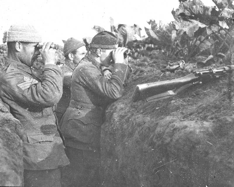 Members of the 1st Cameronians in the front line, 1914