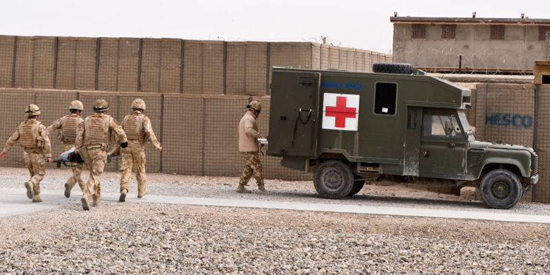 Medical Emergency Response Team receives casualty at Lashkar Gah, Afghanistan, 2009