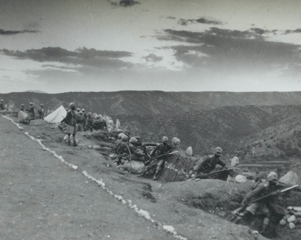 2nd Royal Battalion (Ludhiana Sikhs), 11th Sikh Regiment man hill-top positions in Waziristan, 1937