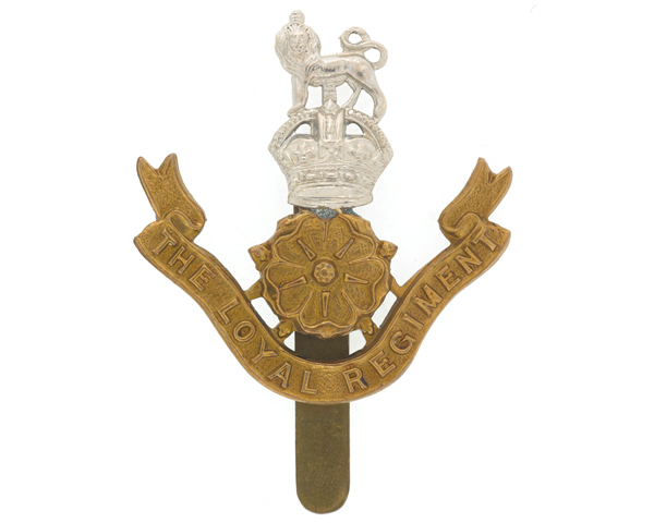 Cap badge, The Loyal Regiment (North Lancashire), c1940