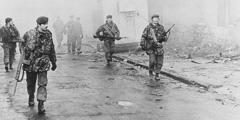 2nd Battalion The Parachute Regiment enter Port Stanley on foot, 1982