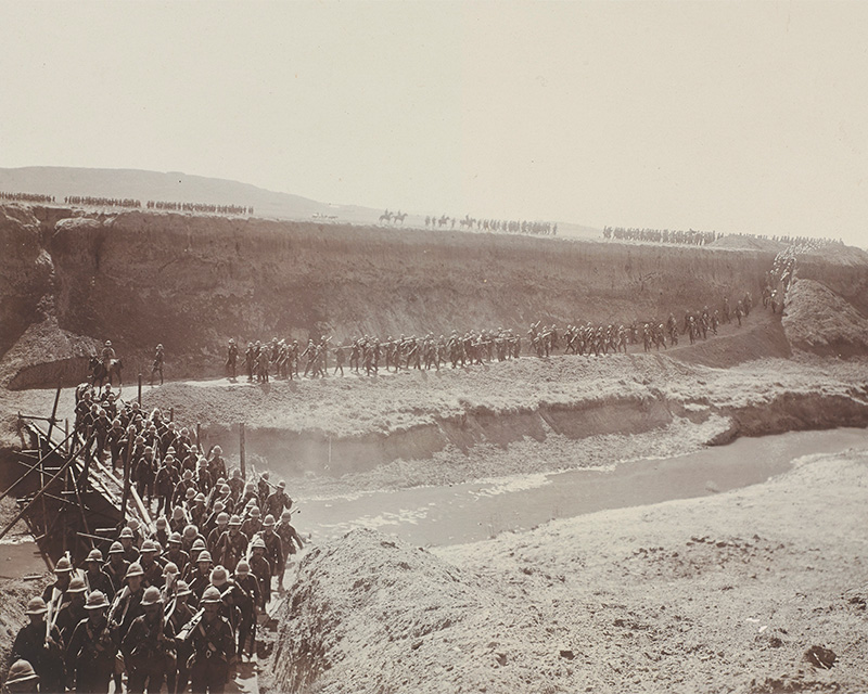 2nd Battalion, The Norfolk Regiment crossing the Rhenoster River, Orange River Colony, 1907