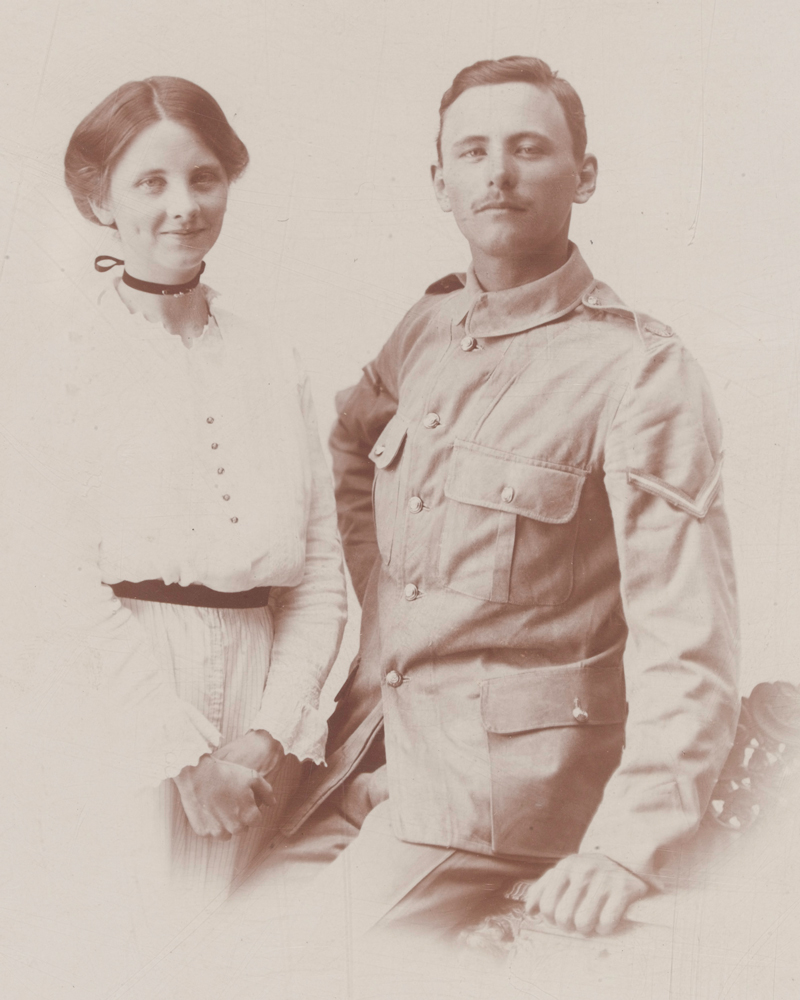 A sergeant of the Lincolnshire Regiment with his wife, c1915