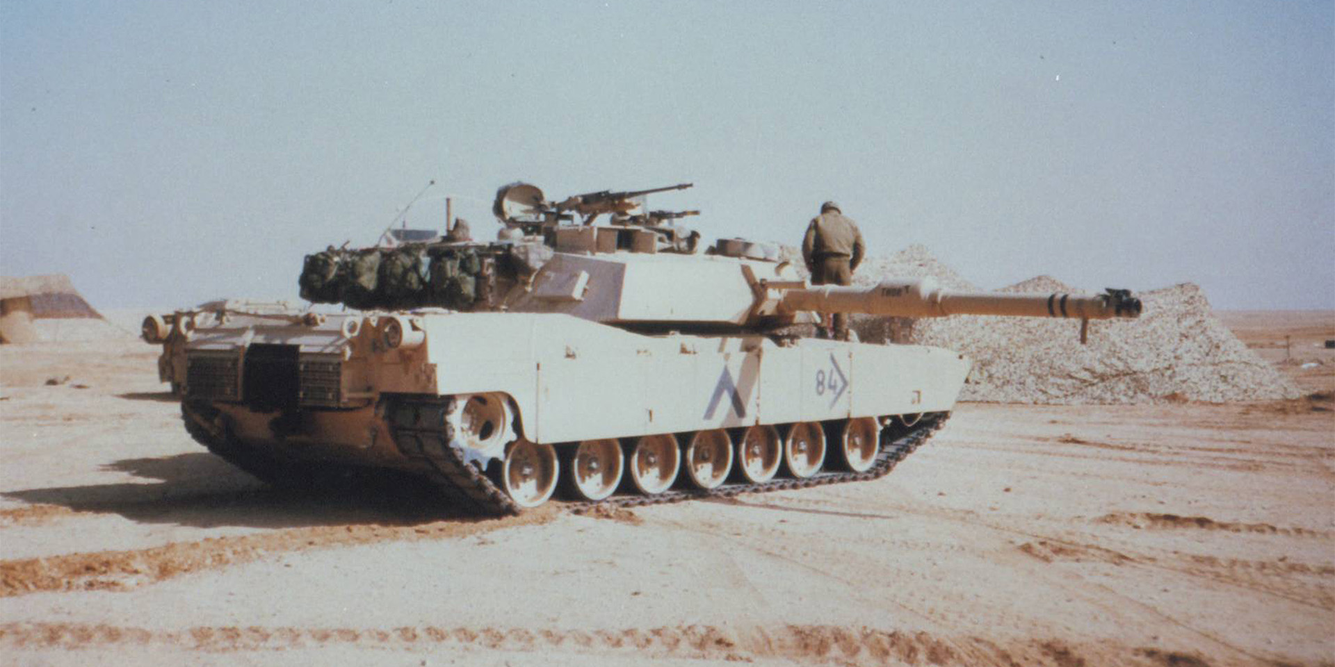 American M1 Abrams main battle tank, 1991