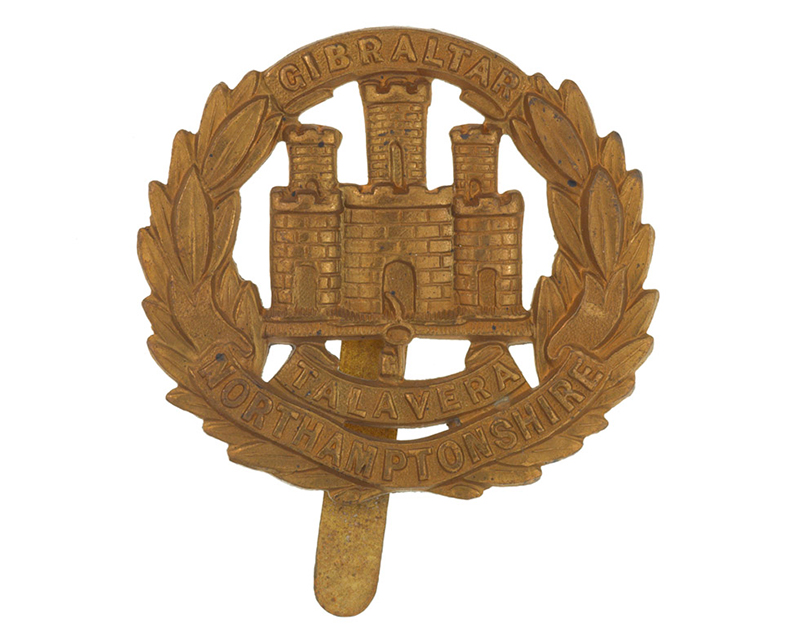 Other ranks’ cap badge, The Northamptonshire Regiment, c1916