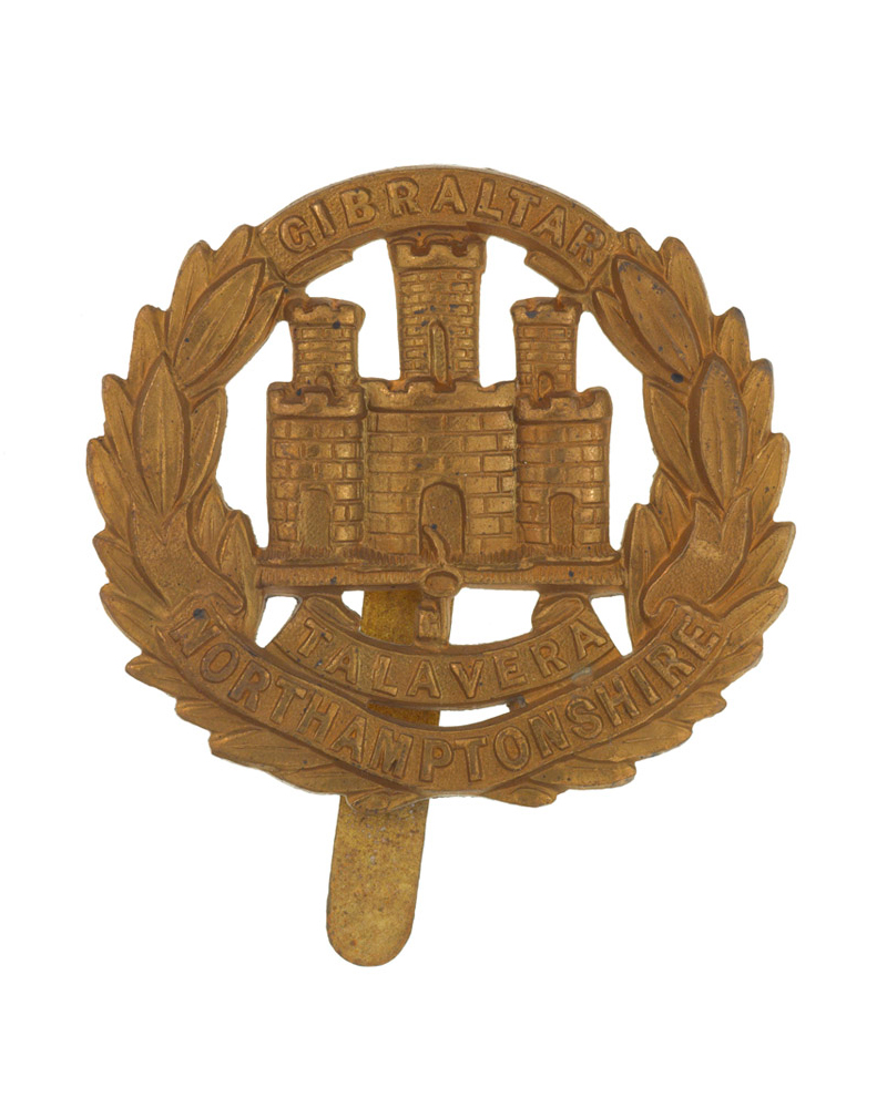 Other ranks’ cap badge, The Northamptonshire Regiment, c1916