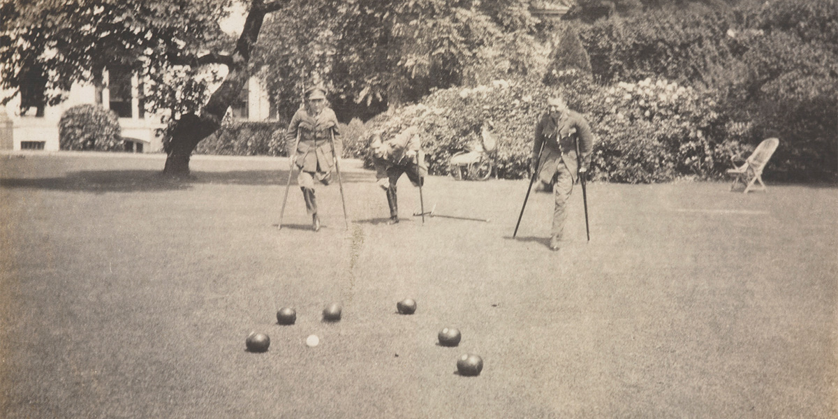Amputees playing bowls during convalescence, 1918