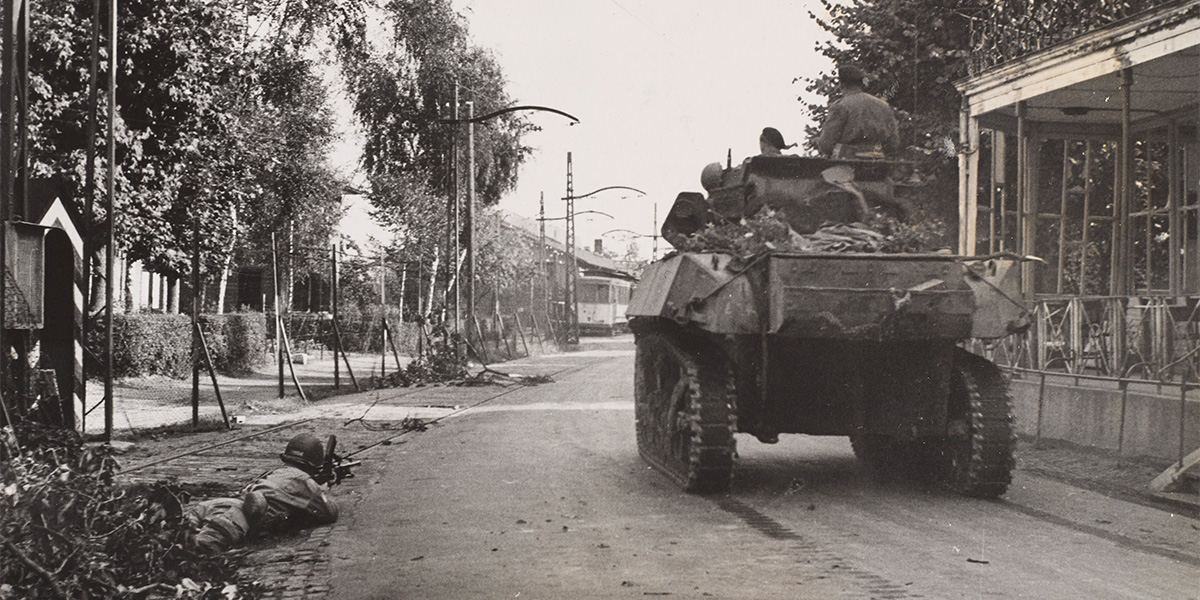 Sherwood Rangers reconnaissance car crossing into German territory, October 1944