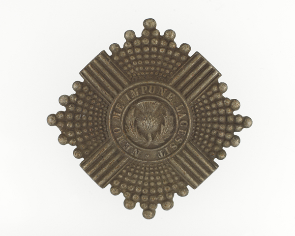 Cap badge, The Royal Scots (Lothian Regiment), c1910 