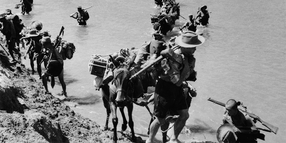 Troops of 4/4th Gurkha Rifles crossing the River Irrawaddy in Burma, 1945