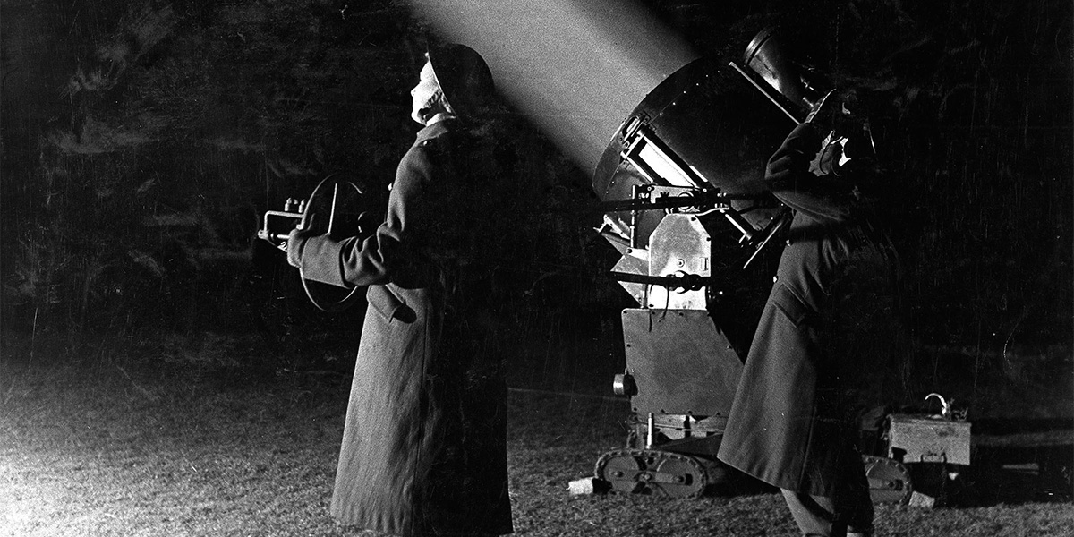 Auxiliary Territorial Service personnel operating anti-aircraft defences, c1940