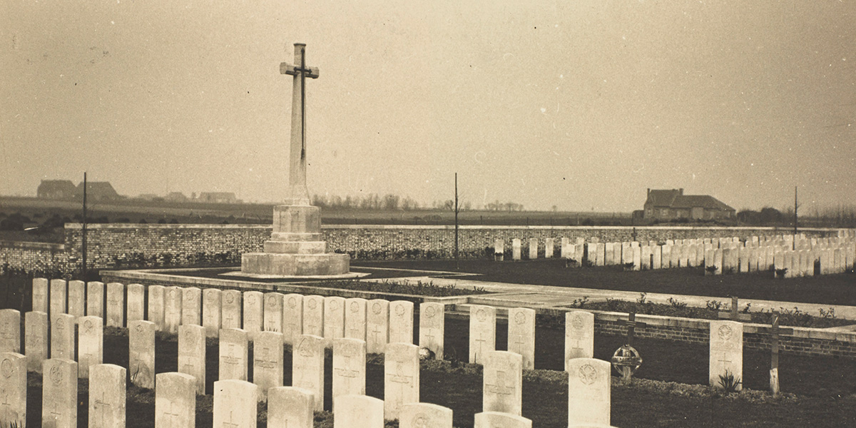 Potyze Chateau Lawn and Grounds Cemeteries, Ypres