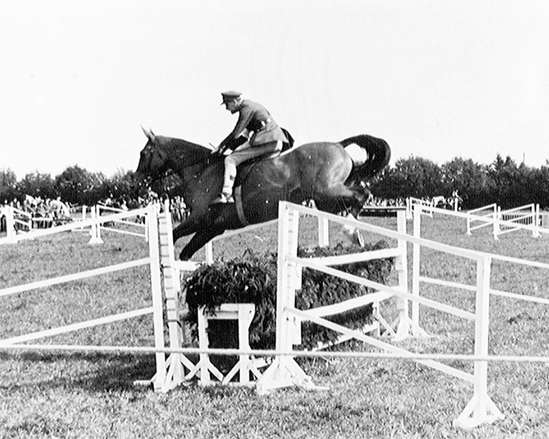 An officer of the 15th/19th King's Royal Hussars at an eventing contest, 1945