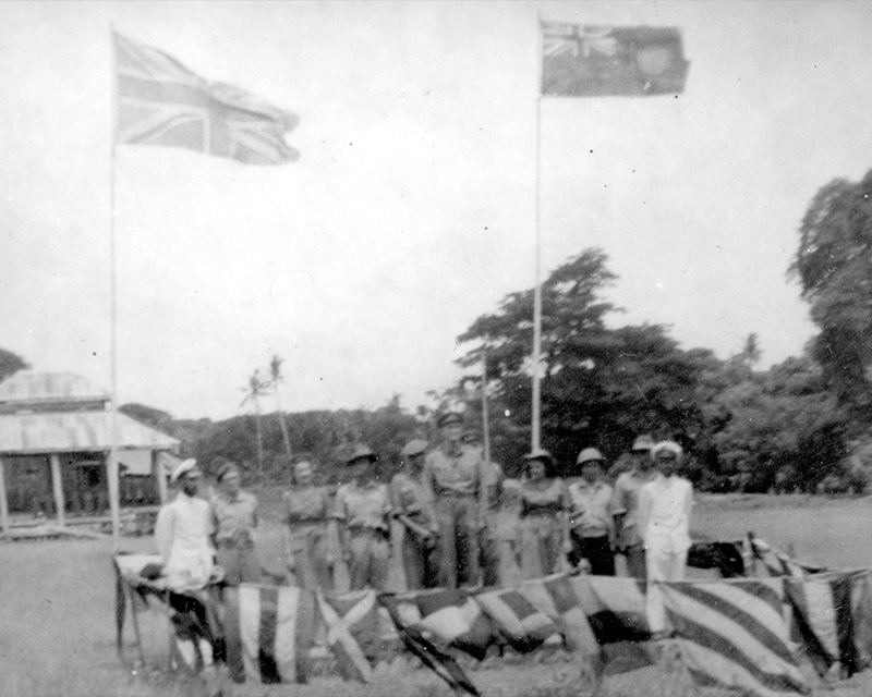 Members of the Women’s Auxiliary Service (Burma) and the Royal Navy, VE Day, 8 May 1945