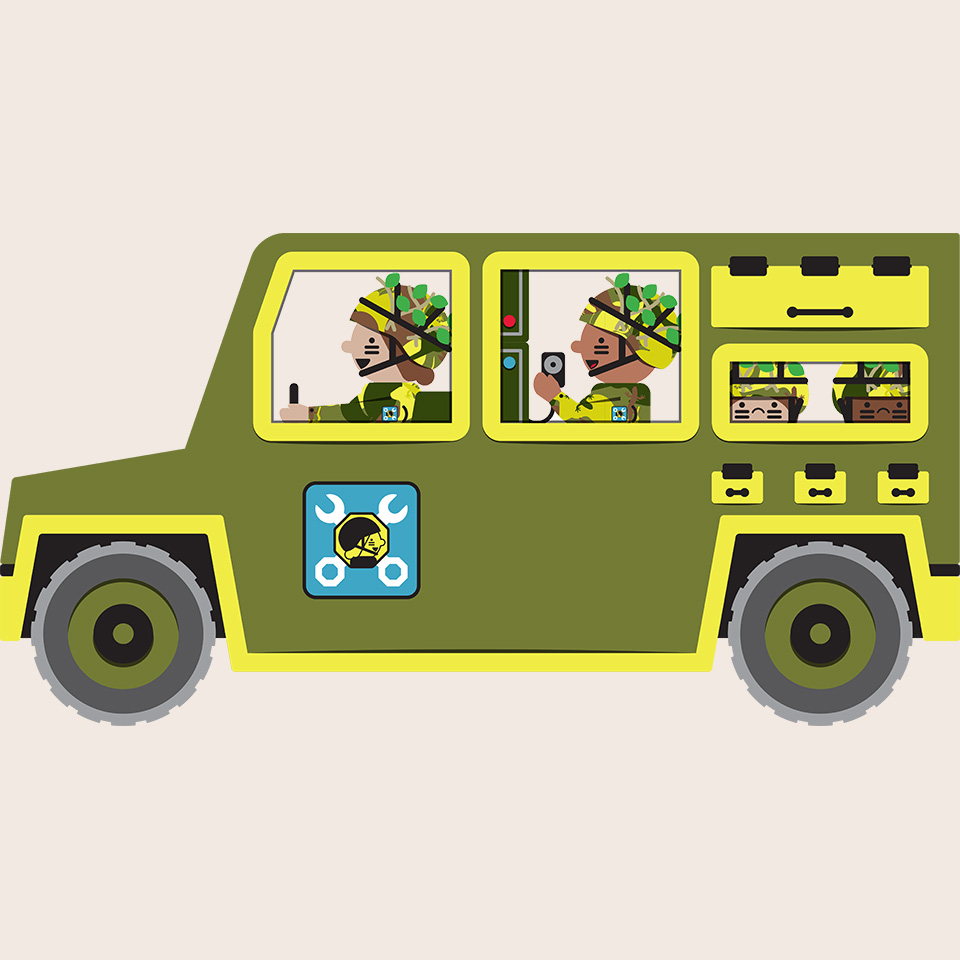 Play Base command liaison vehicle