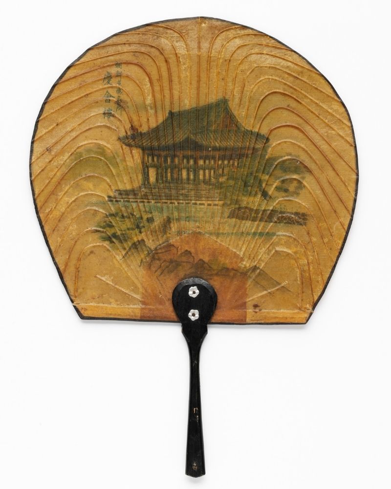 Fan belonging to Captain Kyoda Shigeru of the ‘Lisbon Maru’, 1942