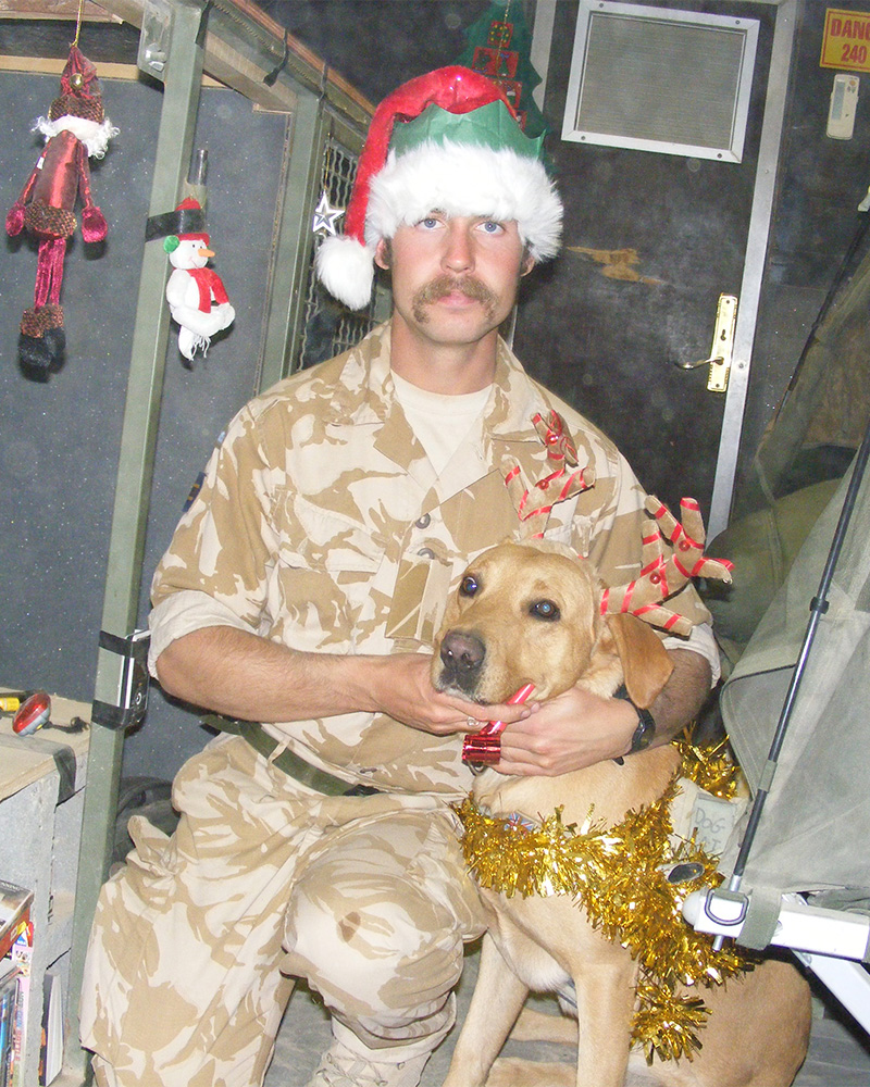 Diesel and Robin Ardis celebrate Christmas in Afghanistan, 2008