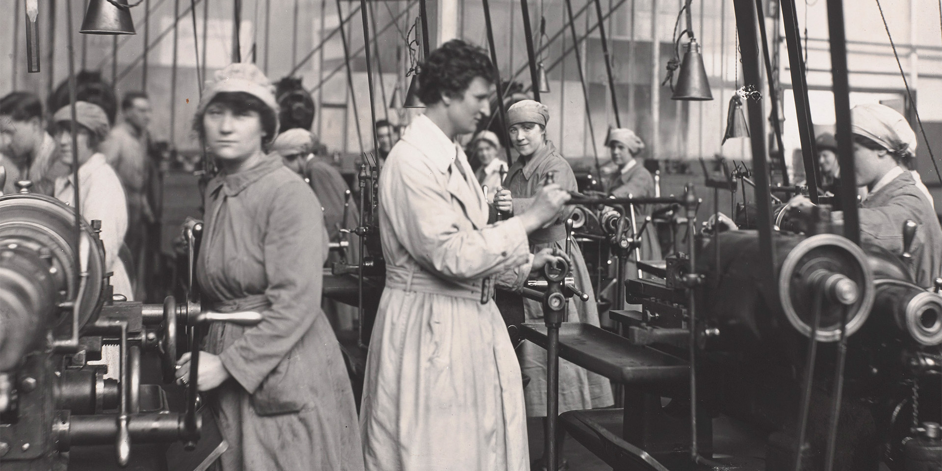 Members of Queen Mary’s Army Auxiliary Corps at work in an engineering repair workshop, 1918