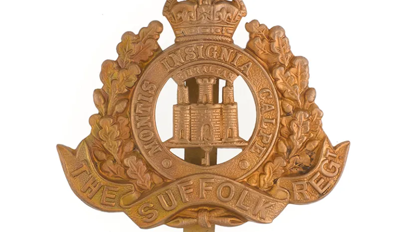 Other ranks cap badge, The Suffolk Regiment, c1916