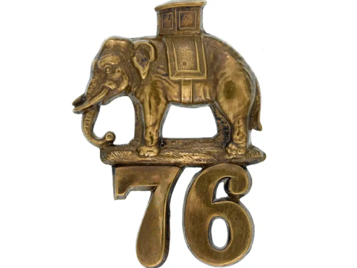 Glengarry badge, 76th Regiment of Foot, c1874